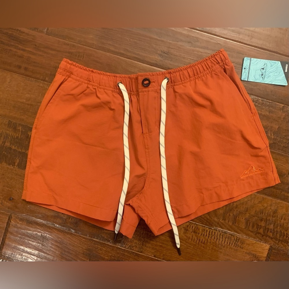 American Outback Women’s Shorts NWT - S